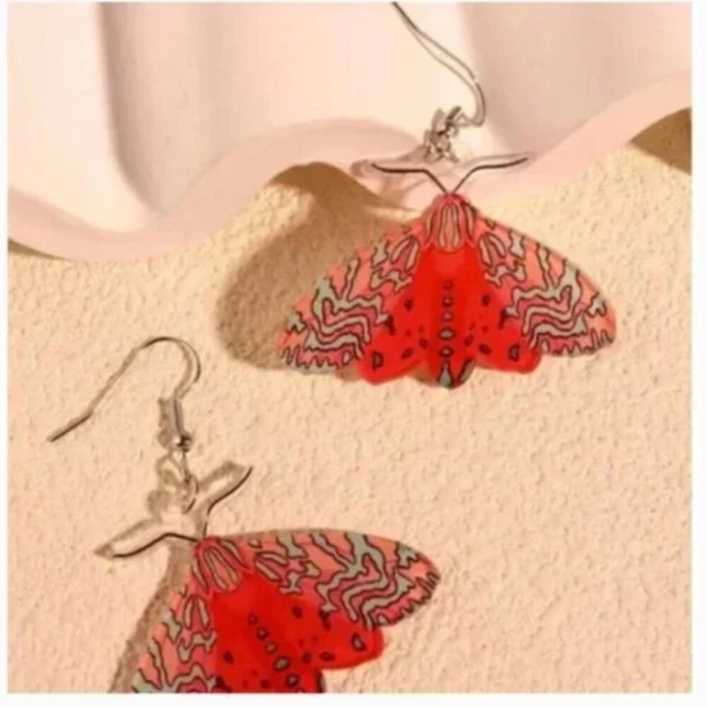 ⭐️❤️ FREE Butterfly Moth Hipster Hippie Bug Chic Glam Animal Girly Drop Earrings